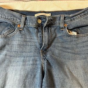 Levi’s -415 relaxed boot cut size w30 x L 30- TAG says W30-L32-